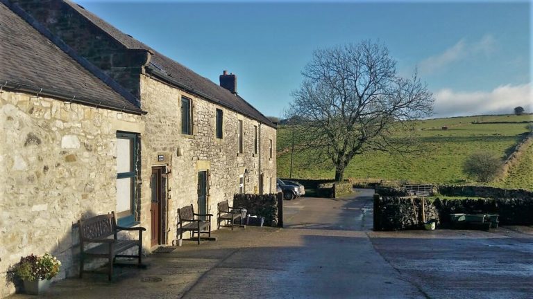 Bluebird Cottage in Peak District