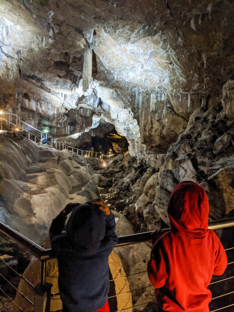 Poole's Cavern