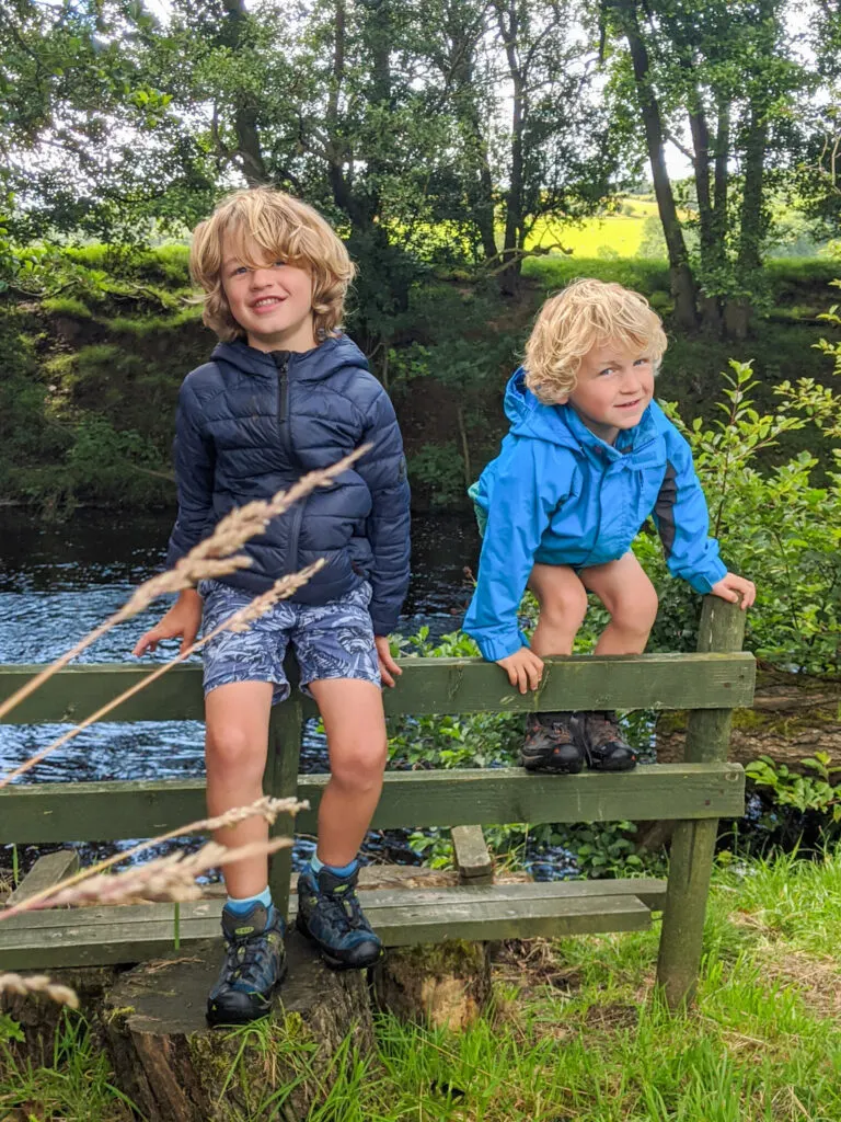 Hathersage stepping stones walk