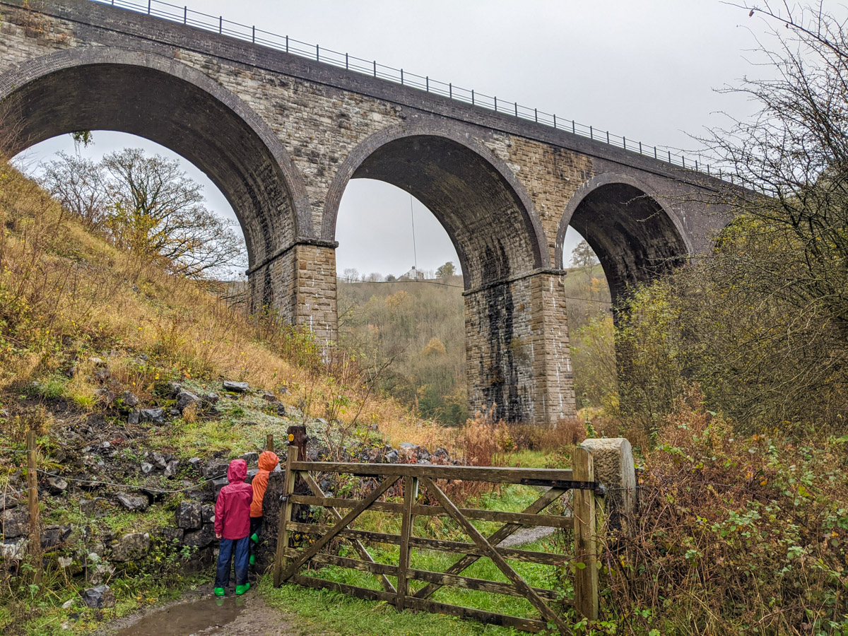 Monsal Head circular walk (2.4 km) Peak District Kids