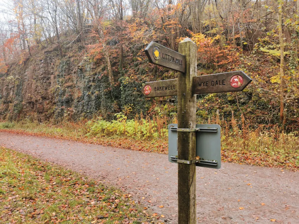 Cressbrook to Litton pram friendly walk