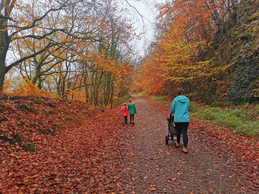 Cressbrook to Litton pram friendly walk