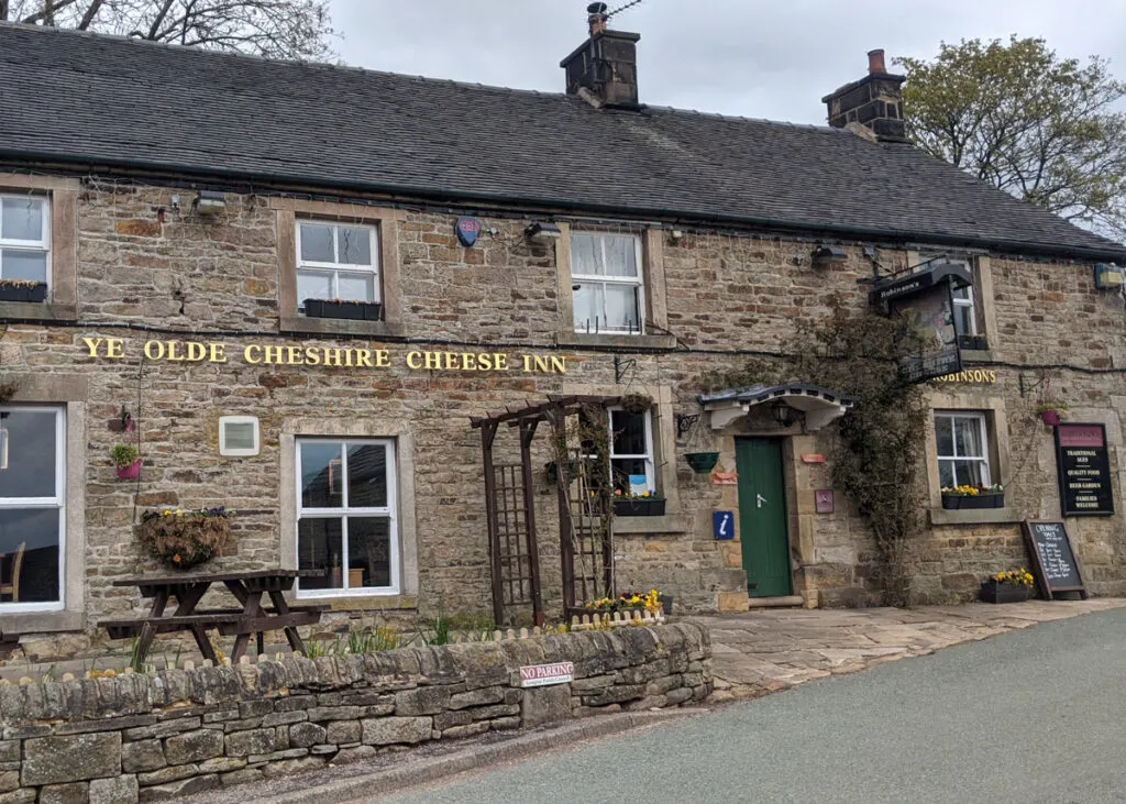 Ye Old Cheshire Cheese pub Longnor