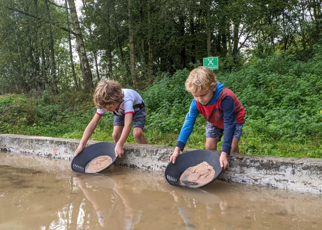 gem panning, National Stone Centre