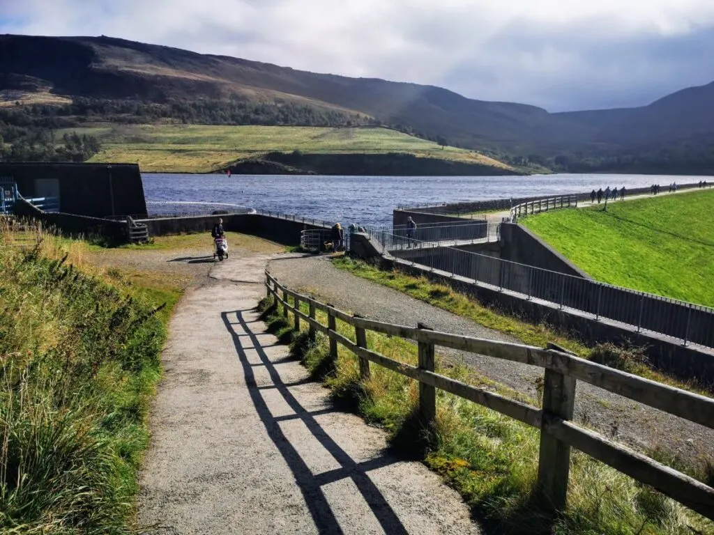 Dovestone Reservoir walk