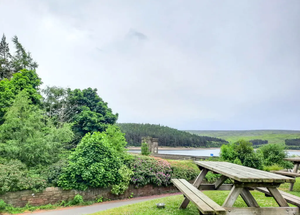 Waggon & Horses pub, Langsett Reservoir