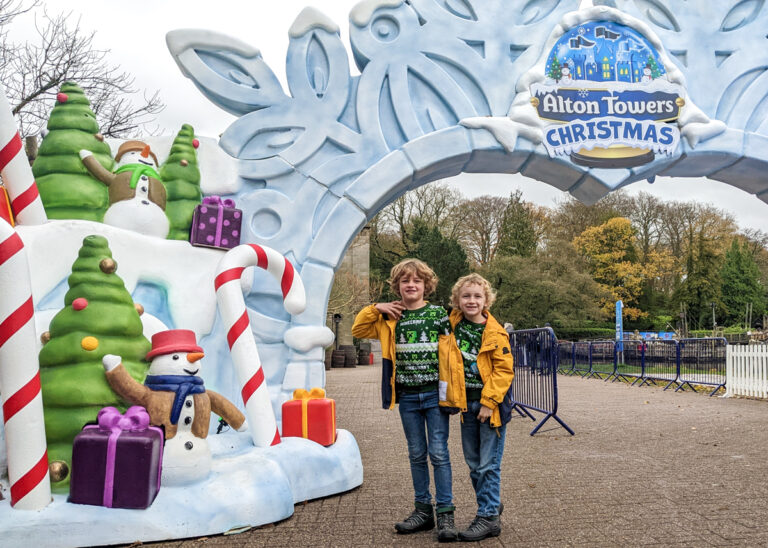 Santa Sleepover Alton Towers