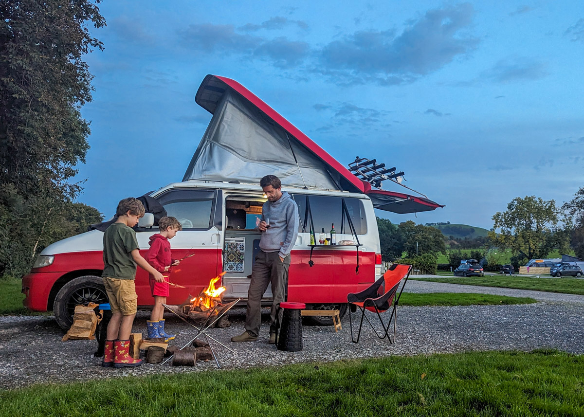 Hartington Hills, Hulme End: Campsite REVIEW